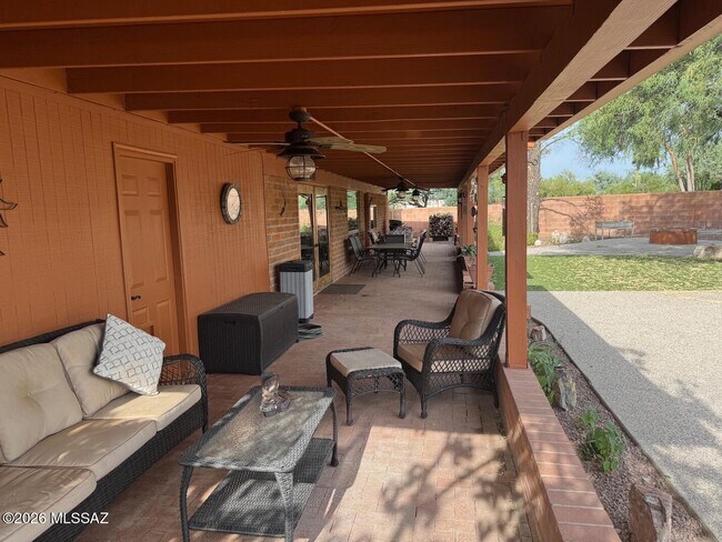 Foto del edificio - 11321 E Prospect Ln
