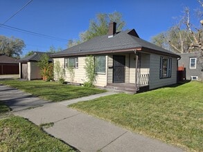Building Photo - 1710 S Higbee Ave