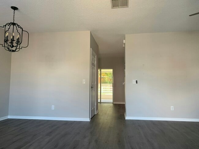 Building Photo - 30206 Swinford Ln