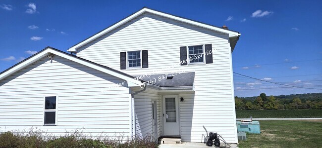 Building Photo - 323 Brewster Rd