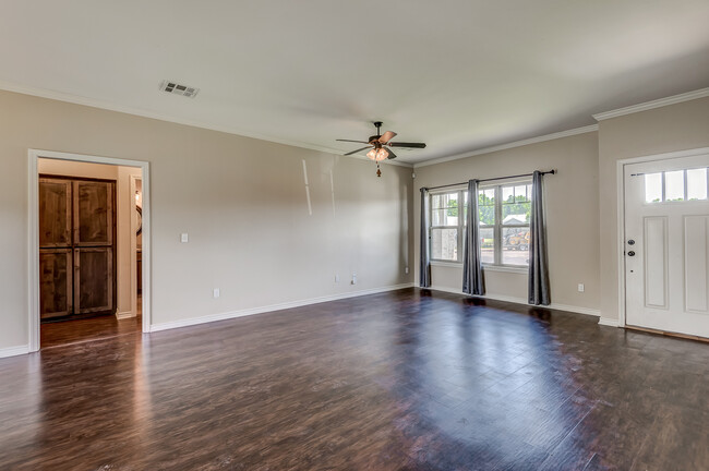 Living Room - 1318 W 13th Ave