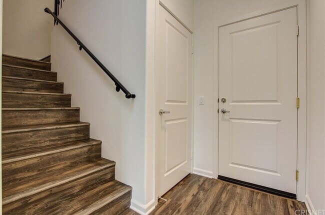 Stairs - 14921 W Navarre Way
