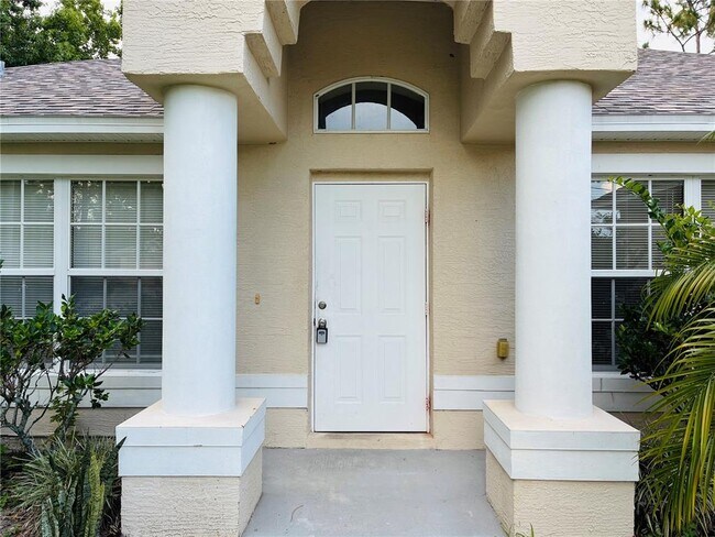 Foto del edificio - 15 Phoenix Ln