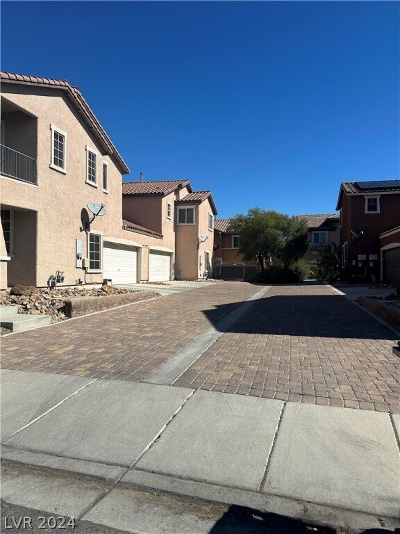 Foto del edificio - 930 Wembly Hills Pl