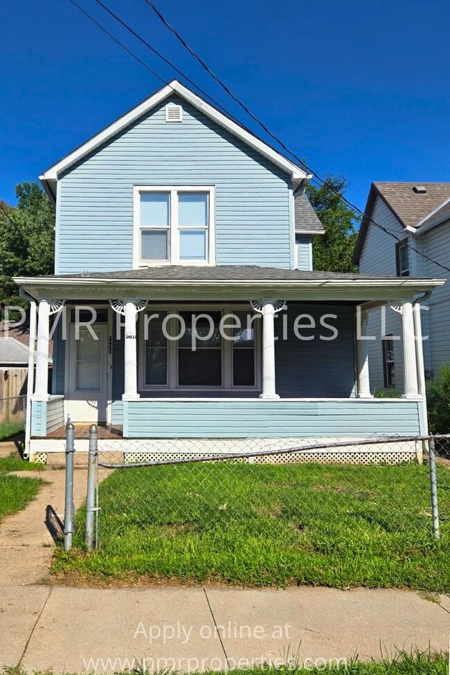 Building Photo - 421 N 7th St