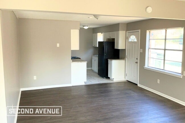 Building Photo - 12115 Creekhurst Dr