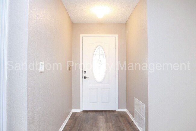 Foto del edificio - FOR LEASE | Owasso | Available Now!