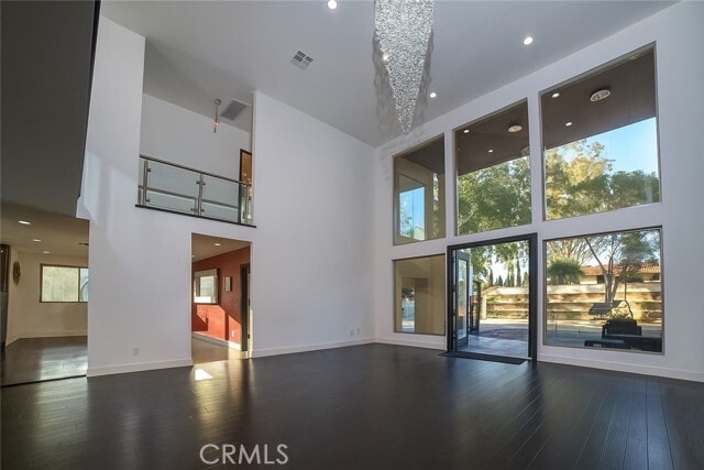Foto del edificio - 15373 Valley Vista Blvd