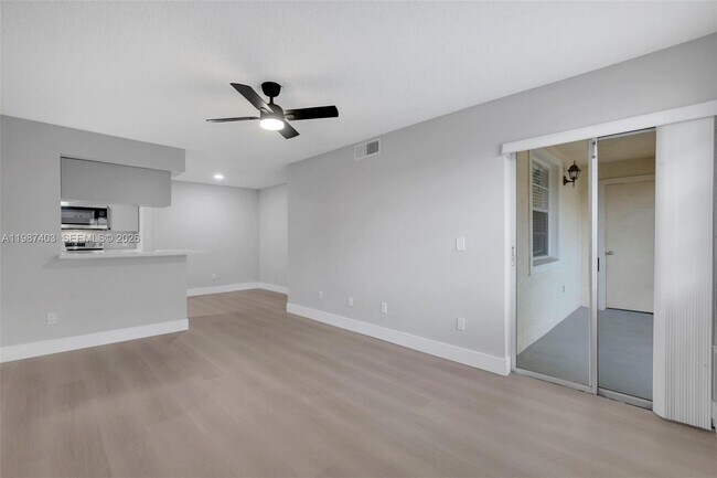 Foto del edificio - 1247 SW 46th Ave