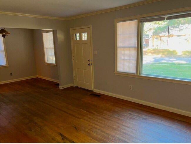 Foto del edificio - 779 Indian Dr