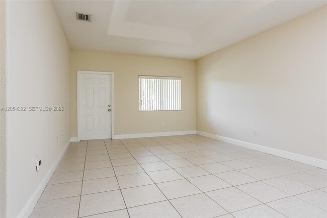 Foto del edificio - 213 SW 15th Pl