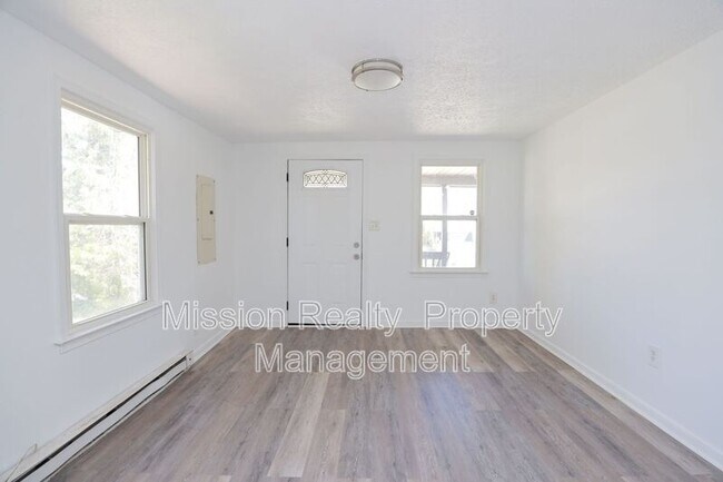 Foto del edificio - 38 N Old Church St