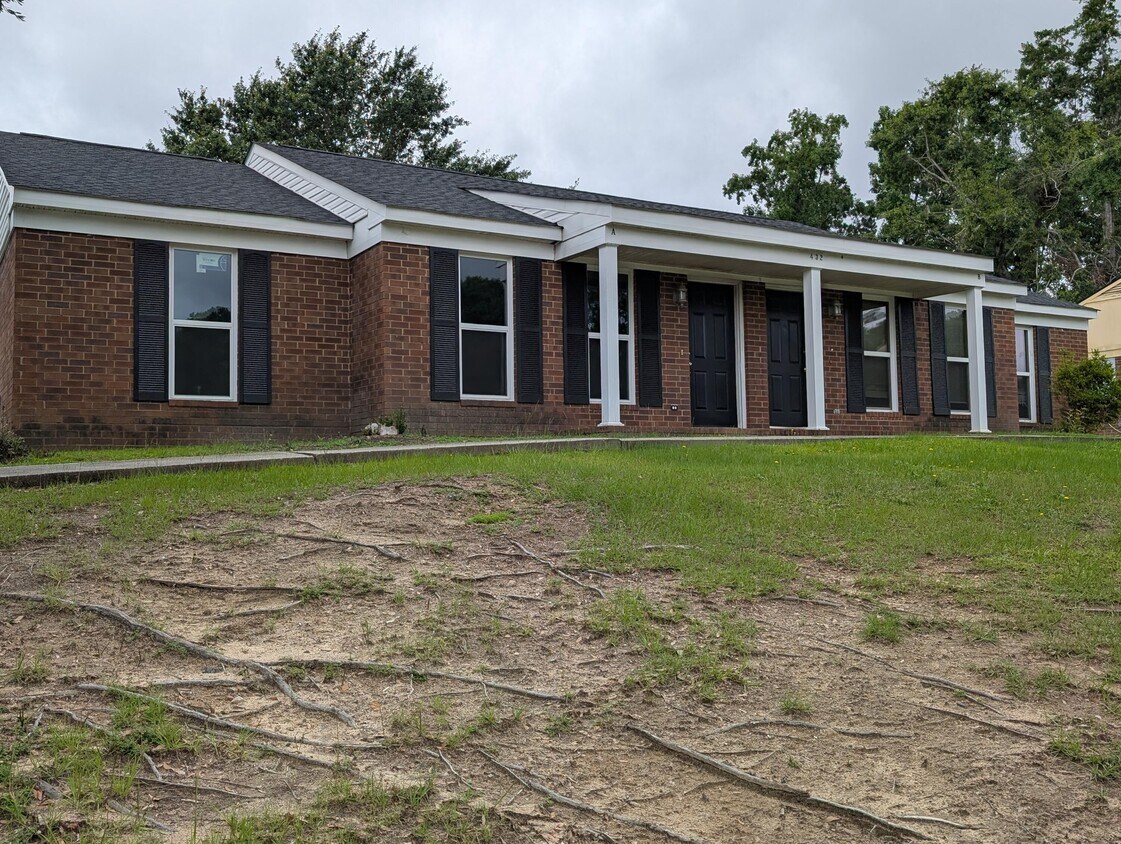Foto principal - 433 Evans Mill Dr