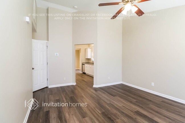 Building Photo - 1326 Laurel Woods Dr