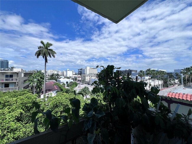 Foto del edificio - 1617 Jefferson Ave