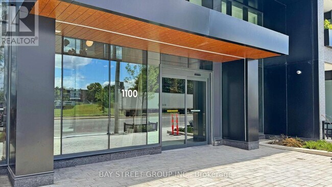 Photo du bâtiment - 1100 Sheppard Ave W