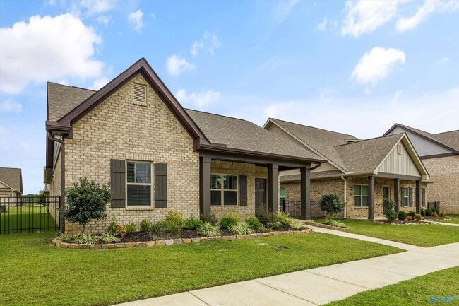 Building Photo - 17246 Chelsea St