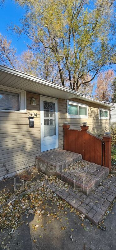 Building Photo - 7504 E 112th St