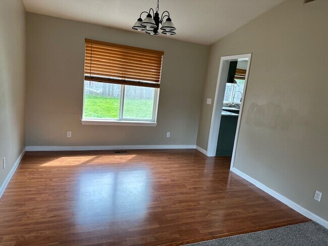 Building Photo - Super Clean 3 Bedroom Home with RV Parking...