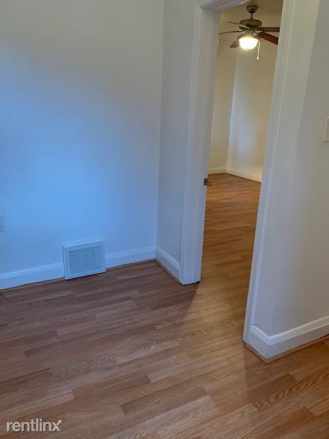 Foto del edificio - 4 br, 2 bath Townhome - 3710 Fairhaven Ave