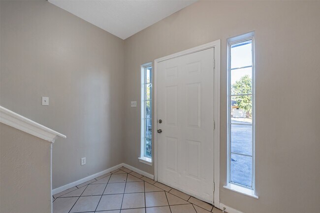 Foto del edificio - 6512 Nunn St