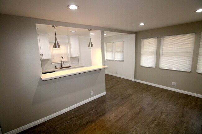 Living room - 7011 Fountain Ave