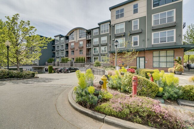 Foto del edificio - Spacious 2 bedroom Condo in Downtown Redmond