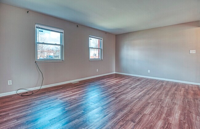 Building Photo - 3069 Rotunda Ct S -Open Houses: Thurs. 5/1...