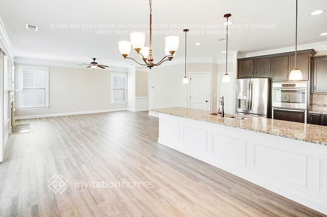 Building Photo - 1464 Overlea Pl NW