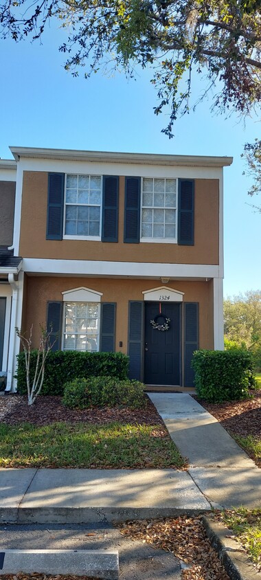 Primary Photo - 1324 Standridge Dr