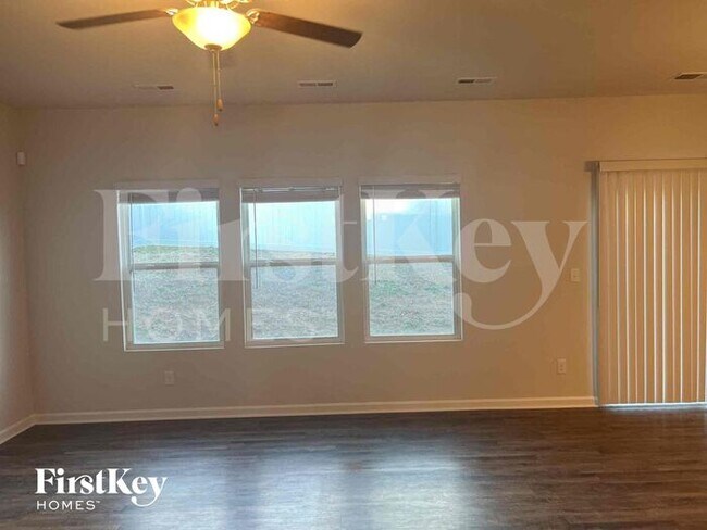 Foto del edificio - 2822 Curbstone Ln