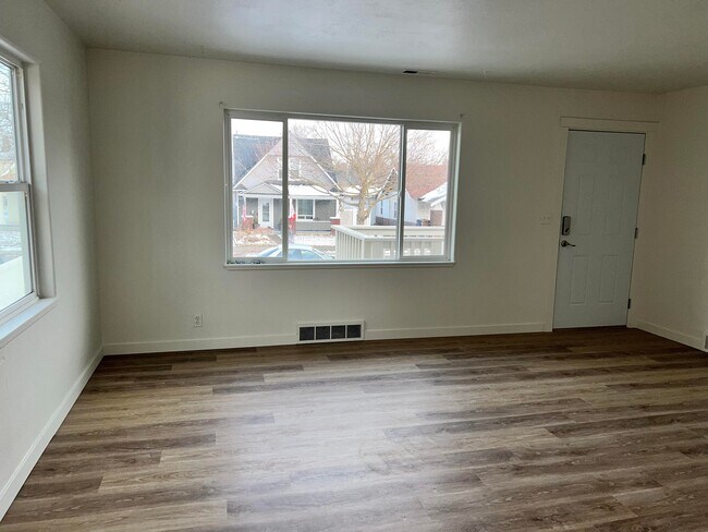 Foto del edificio - 2423 N Standard St