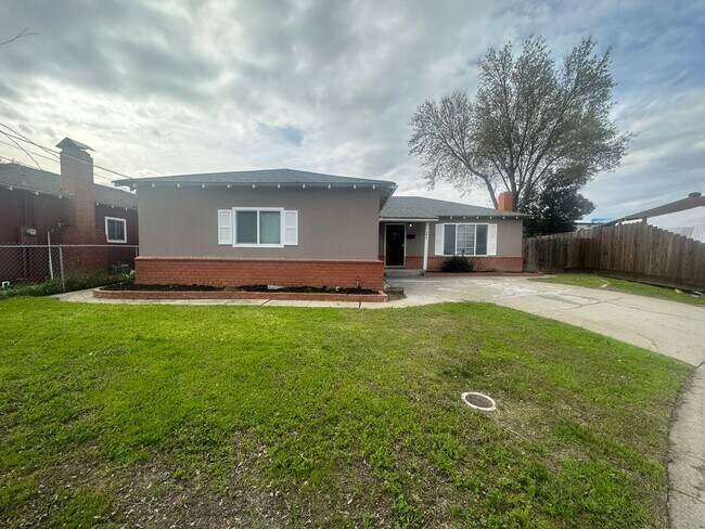 Foto del edificio - 1247 Lauralee Ct