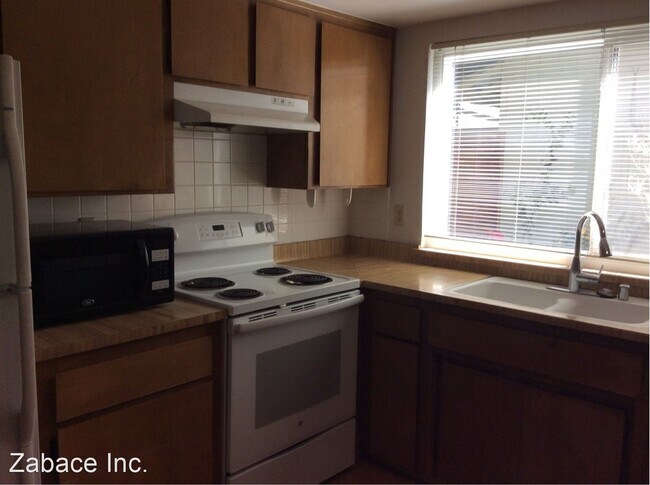 Foto del edificio - 3 br, 2 bath House - 1202 Menlo Drive