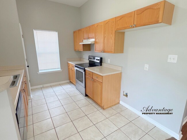 Foto del edificio - 6888 Wrigley Dr