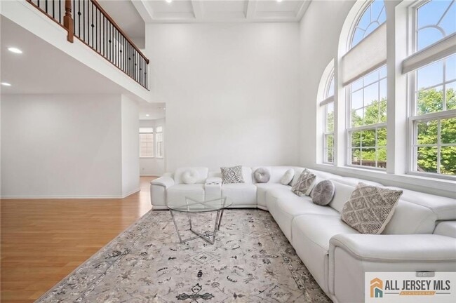 Building Photo - 67 Glen Oaks Ct