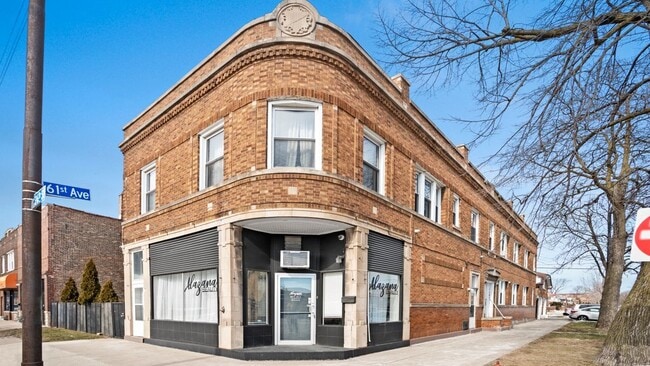 Building Photo - 6100 W 26th St