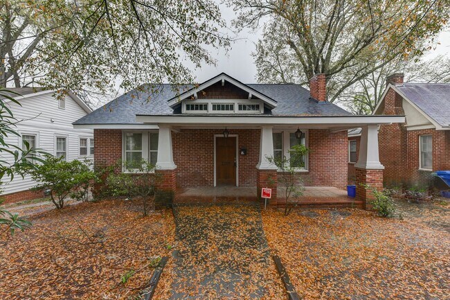 Building Photo - Cozy 3BR/2BA Home Steps from USC – PRE-LEA...