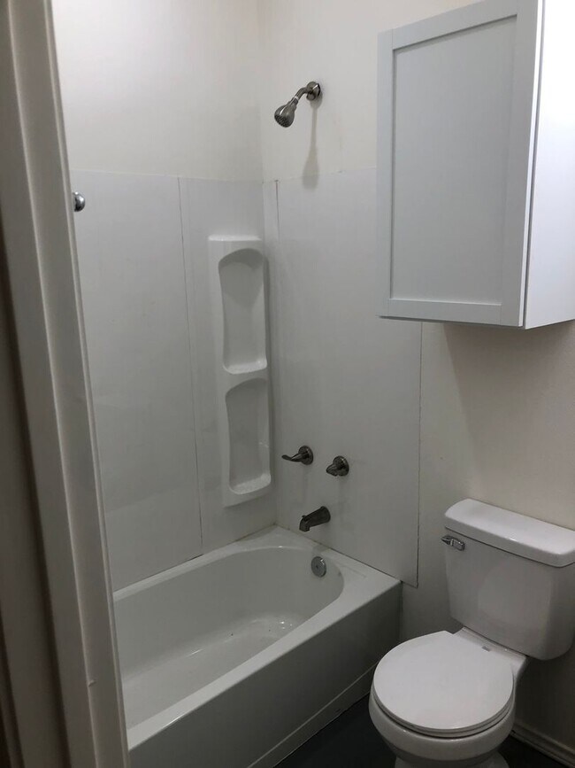 Foto del edificio - 22404 Matins Ln