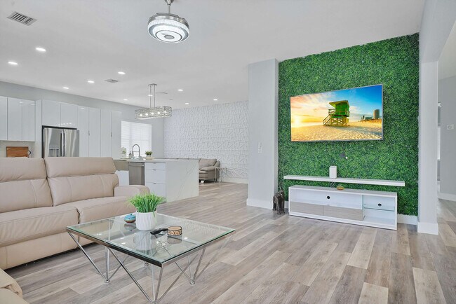 Building Photo - 17933 NW 87th Pl