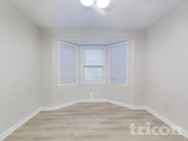 Foto del edificio - 143 Aspen Ct