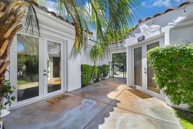 Building Photo - 267 Loch Lomond Rd