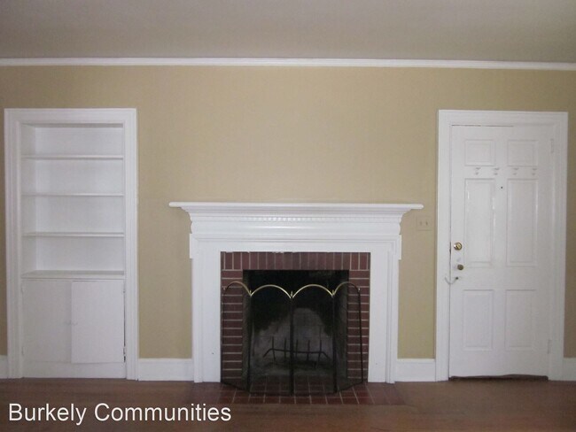 Building Photo - 414 S Chapman St
