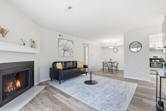 Building Photo - 136 Antelope Way