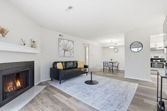 Building Photo - 136 Antelope Way