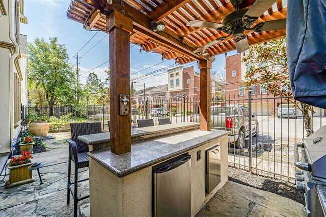 Foto del edificio - 926 Birdsall St