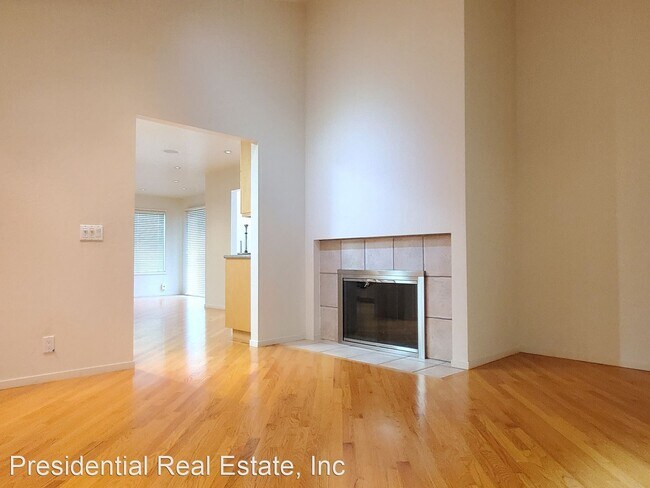 Building Photo - 4 br, 2.5 bath House - 19354 Titus Court