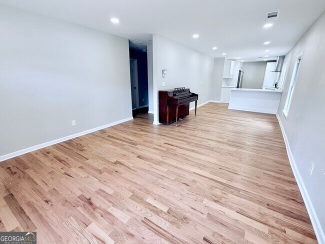 Foto del edificio - 1634 Lake Jodeco Rd