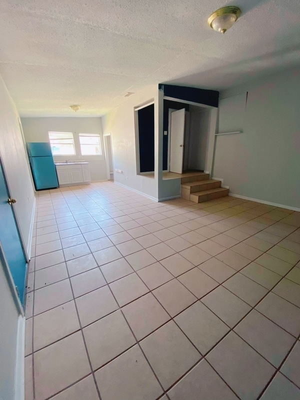 Photo - 1728 Grunthal St Apartment