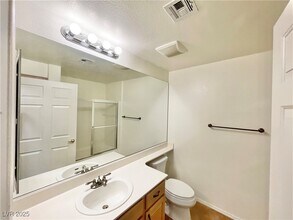 Building Photo - 10820 Amber Ridge Dr